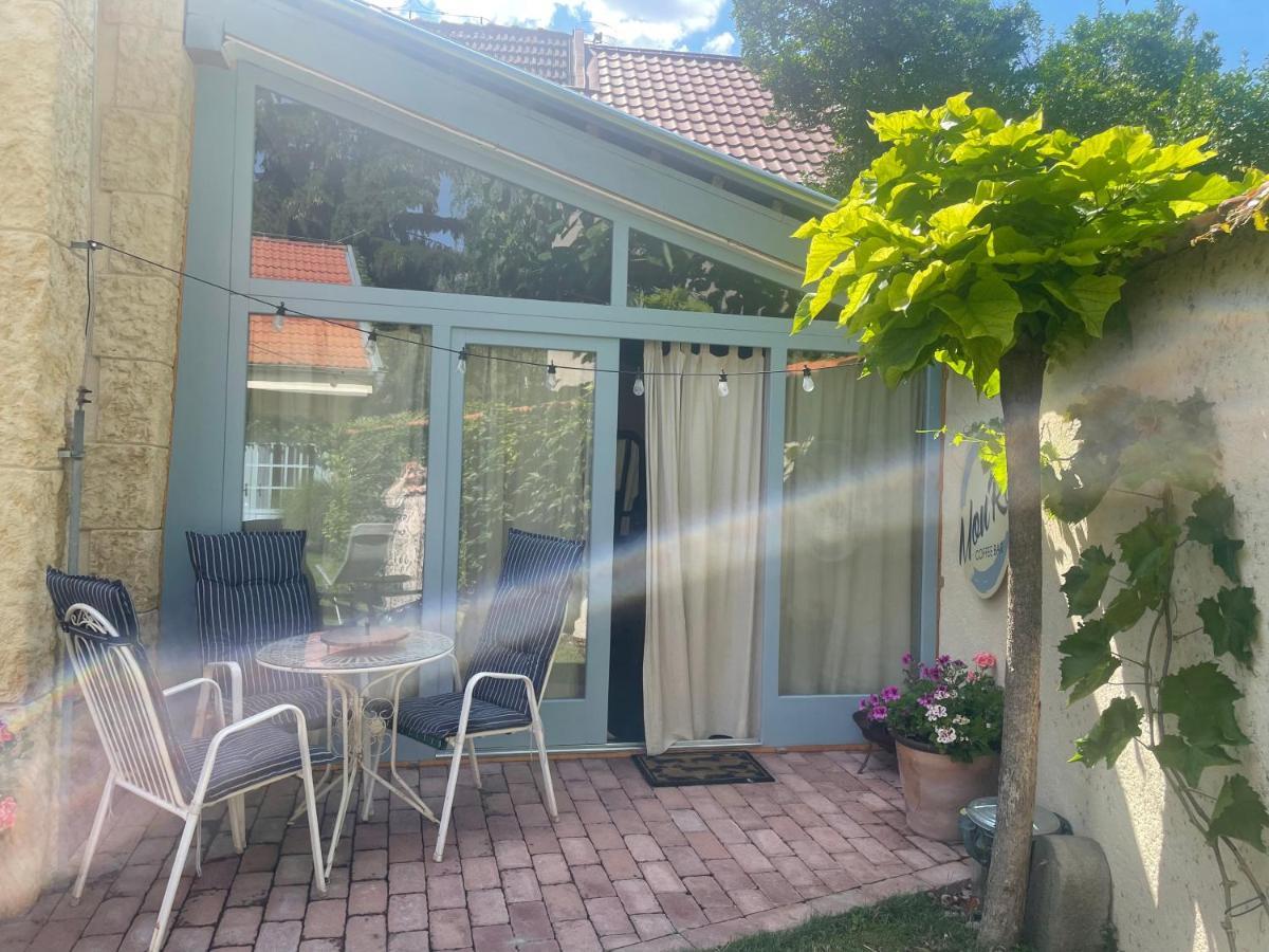 Monpe Apartmanik S Atmosferou Komárno Exterior foto