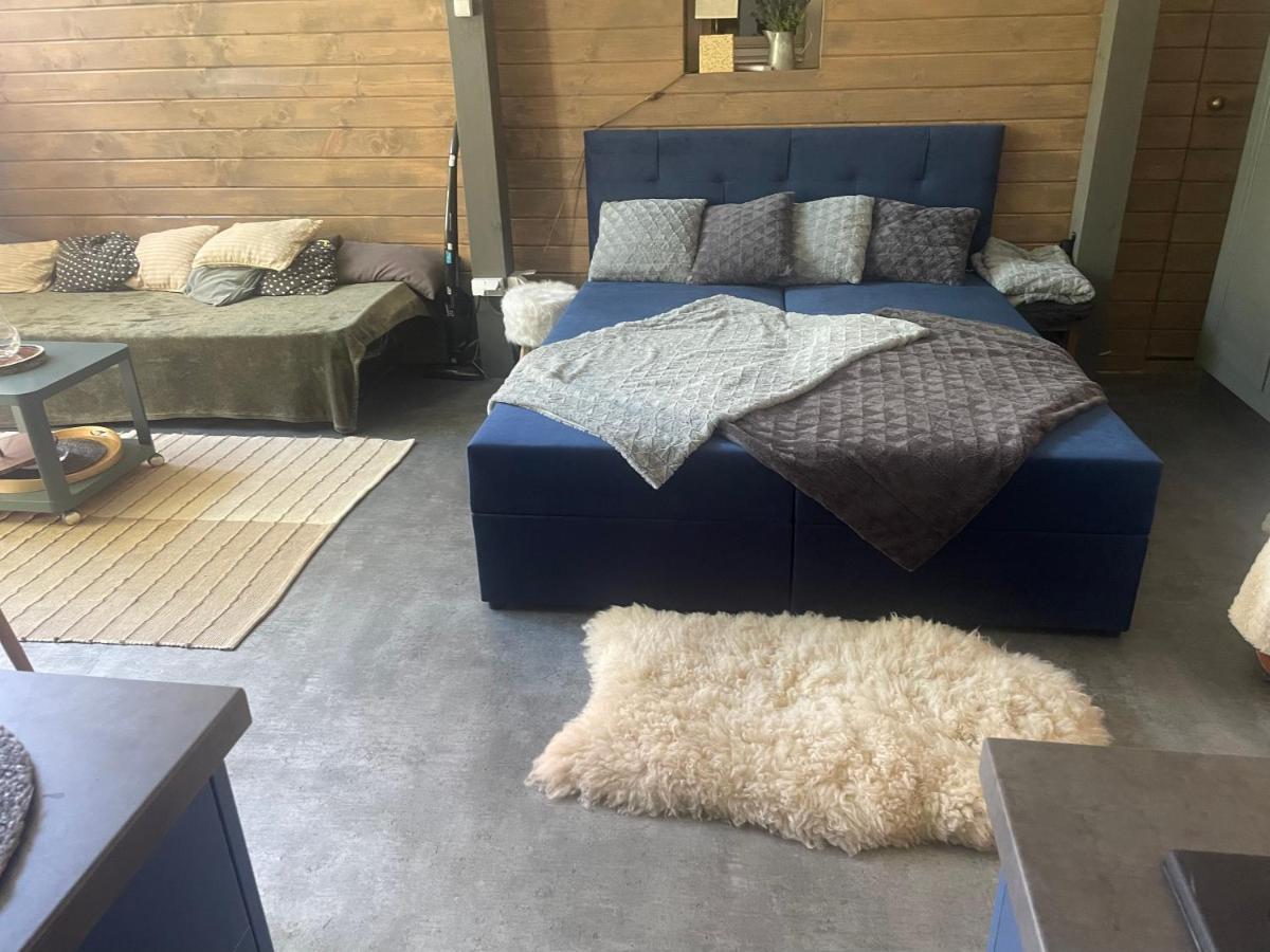 Monpe Apartmanik S Atmosferou Komárno Exterior foto