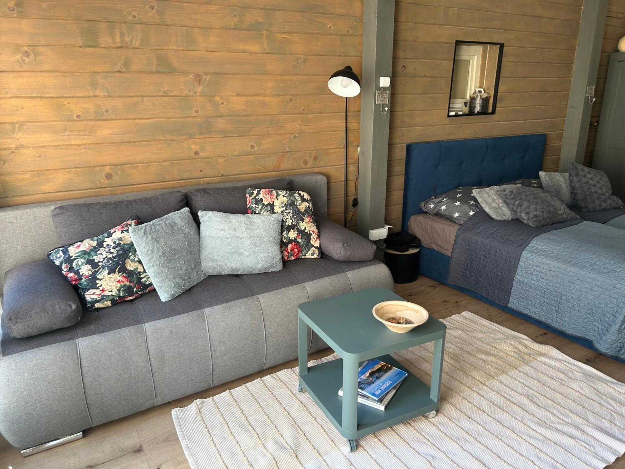 Monpe Apartmanik S Atmosferou Komárno Exterior foto